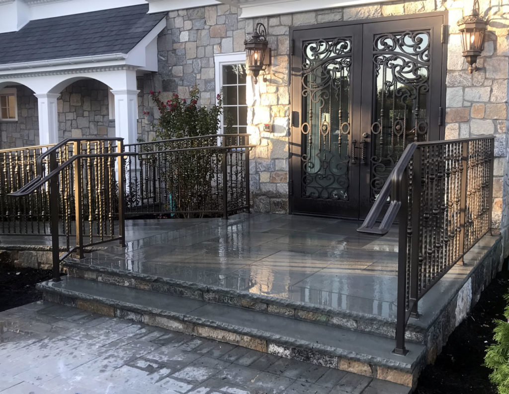 Oil Rubbed Bronze Railings: Del Vino Vineyards, Northport, NY Oil Rubbed Bronze Railings: Del Vino Vineyards, Northport, NY