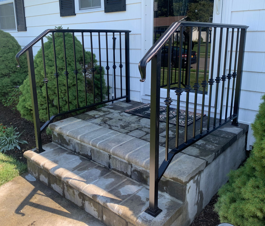 Aluminum Matte Black Railings | Holtsville, NY Aluminum Matte Black Railings | Holtsville, NY