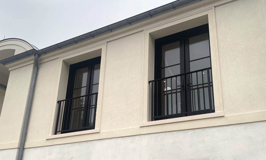 Aluminum Matte Black Powder-coated Railings | Upper Brookville, NY Aluminum Matte Black Powder-coated Railings | Upper Brookville, NY