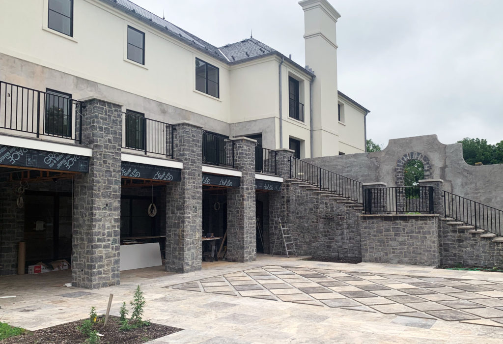Aluminum Matte Black Powder-coated Railings | Upper Brookville, NY Aluminum Matte Black Powder-coated Railings | Upper Brookville, NY