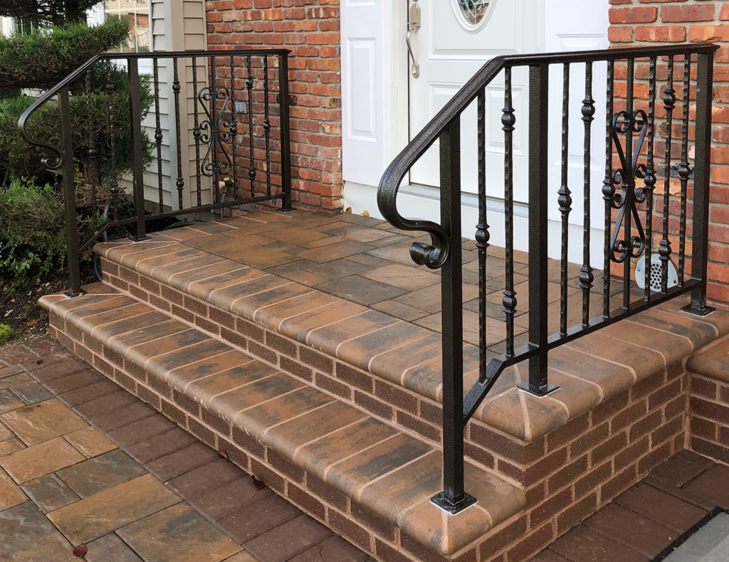 Aluminum Powder-coated Copper Vein Railings | Valley Stream, NY Aluminum Powder-coated Copper Vein Railings | Valley Stream, NY