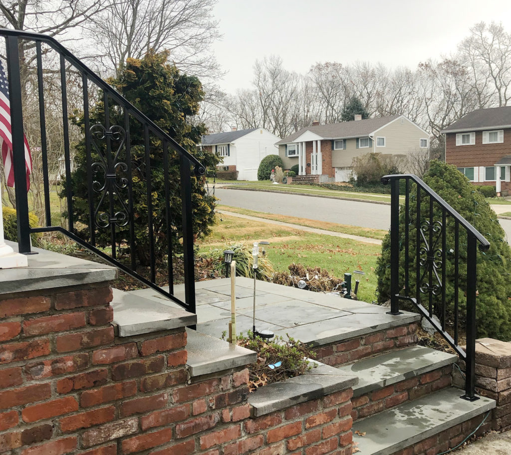 Aluminum Powder-coated Matte Black Railings | Commack, NY Aluminum Powder-coated Matte Black Railings | Commack, NY