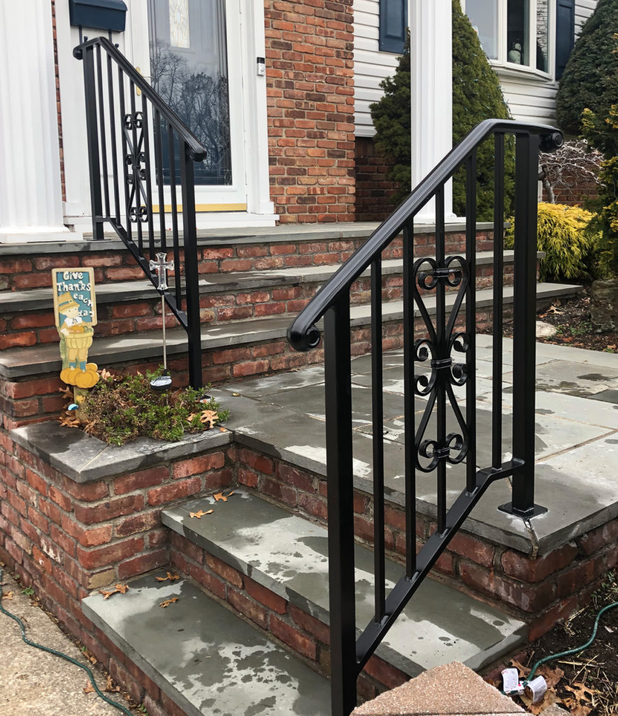 Aluminum Powder-coated Matte Black Railings | Commack, NY Aluminum Powder-coated Matte Black Railings | Commack, NY
