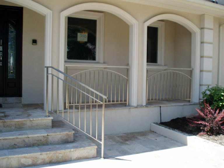 Stainless Steel Railings with Pickets