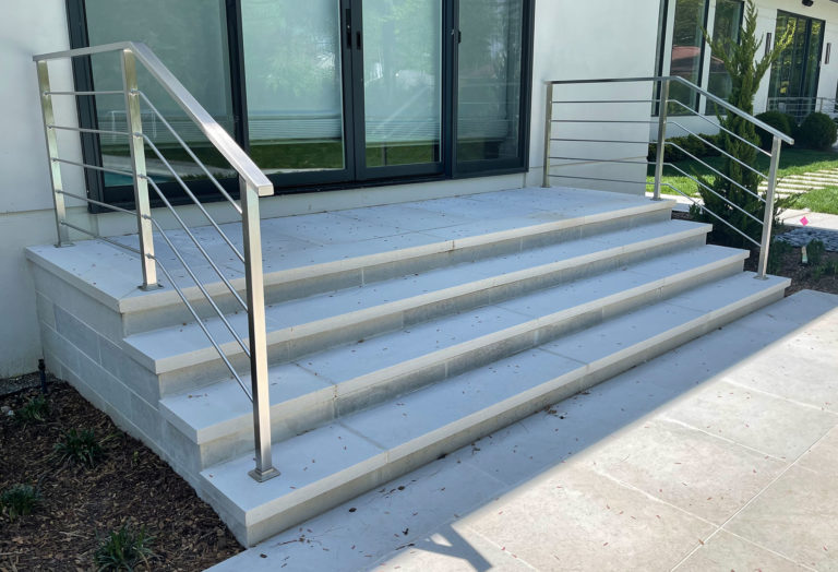 Satin Stainless Steel Railings with Horizontal Pickets